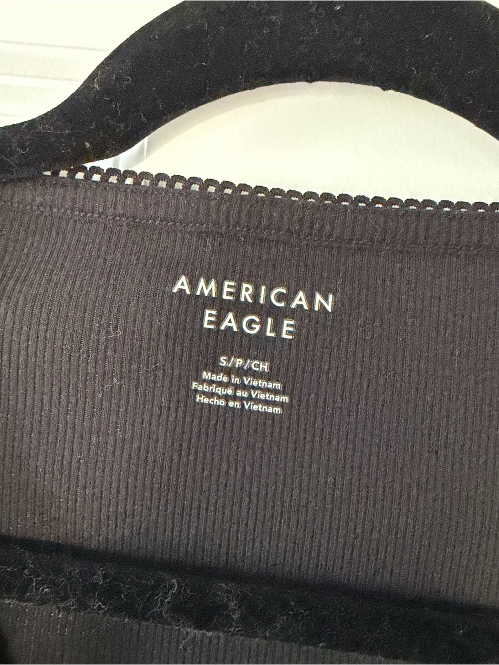 American Eagle Ribbed Keyhole Top - Picture 4 of 5
